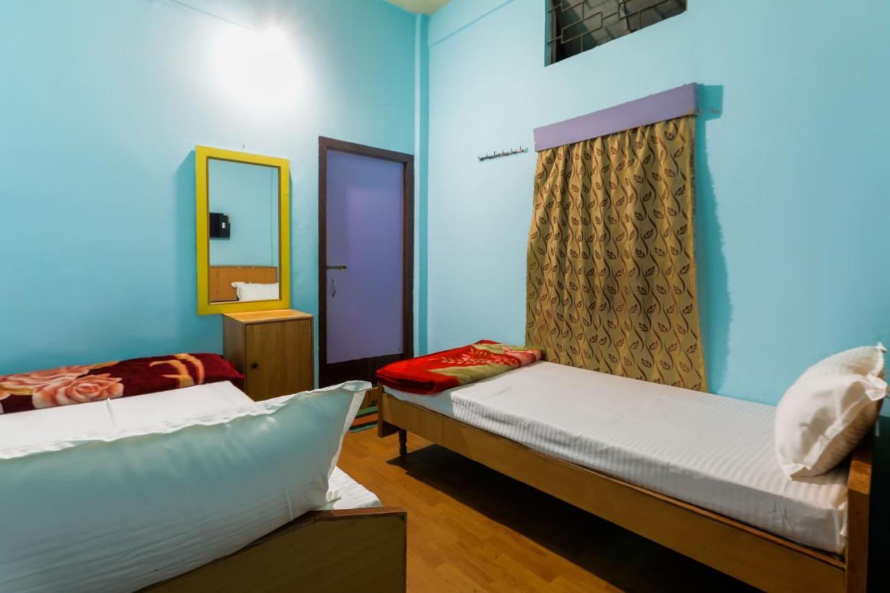 Oyo Hotel 43459 Oasis Lodge Jorhat Ngoại thất bức ảnh