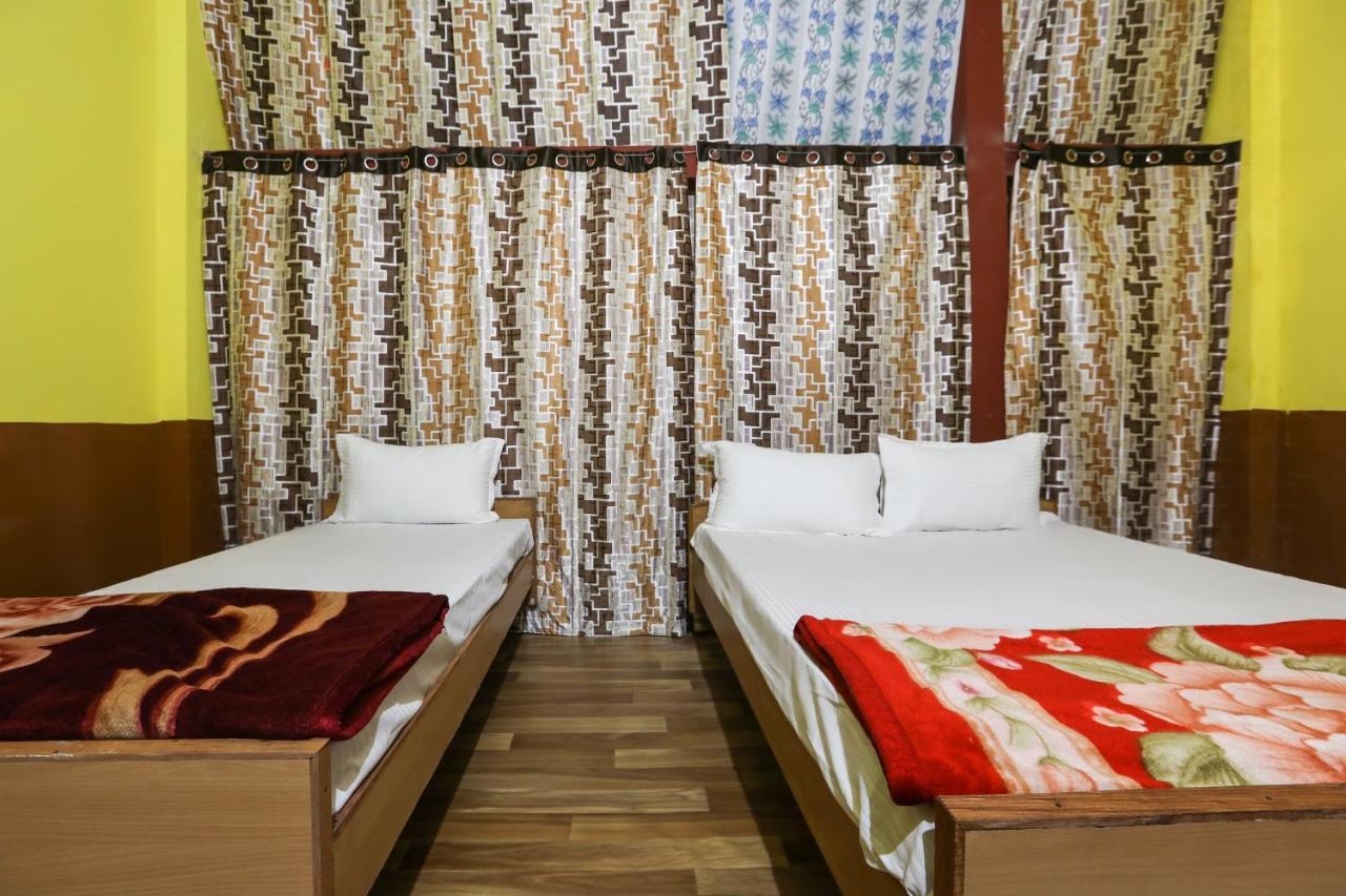 Oyo Hotel 43459 Oasis Lodge Jorhat Ngoại thất bức ảnh