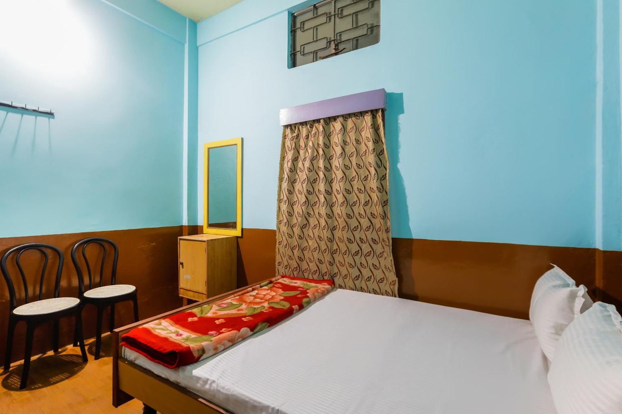 Oyo Hotel 43459 Oasis Lodge Jorhat Ngoại thất bức ảnh